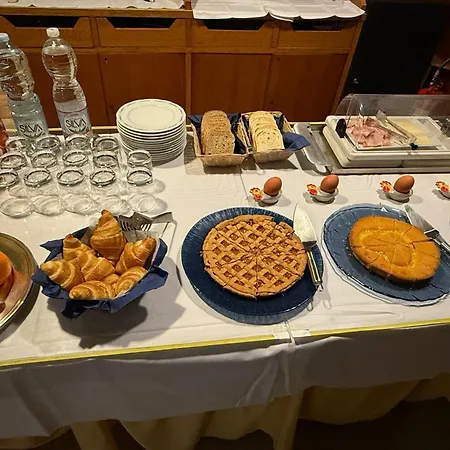 Hotel Ely Viareggio
